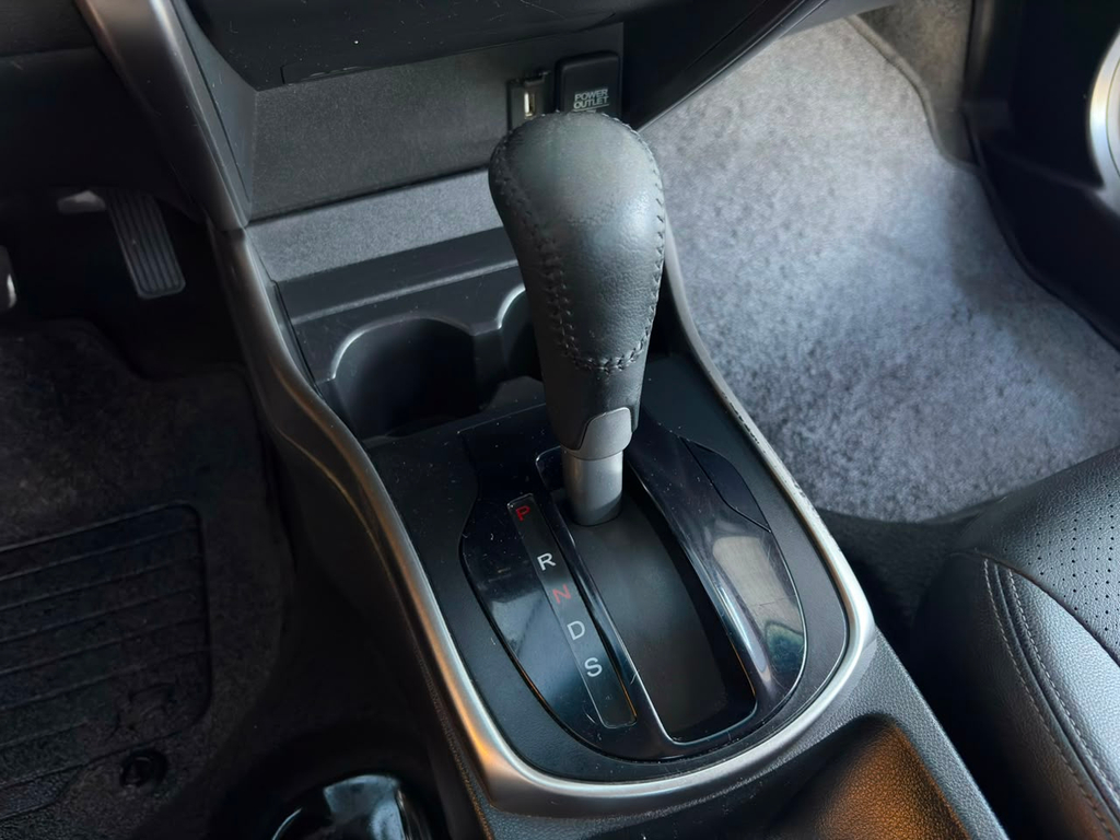 Honda City Cinza
