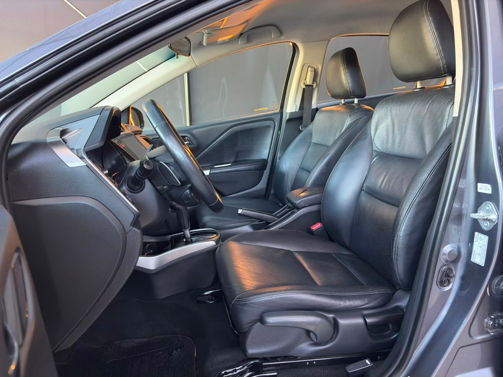 Honda City Cinza