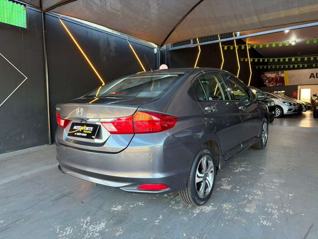 Honda City Cinza