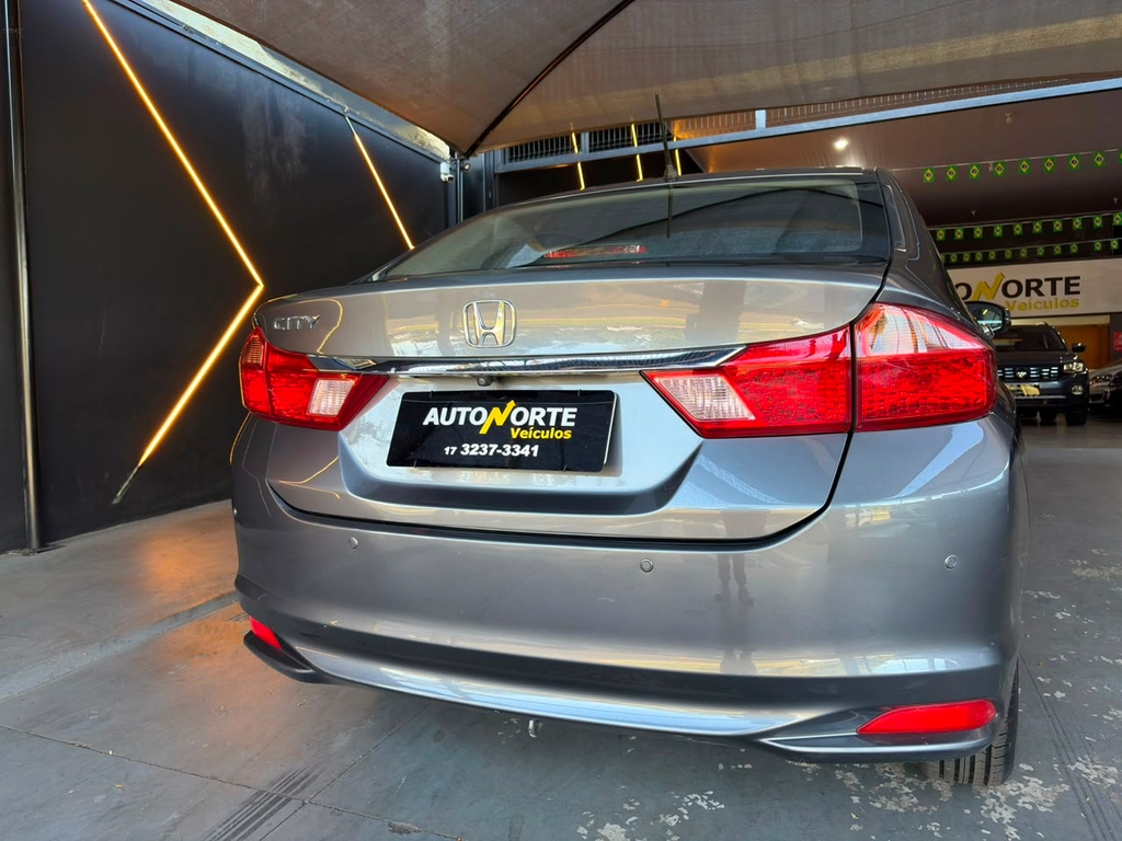 Honda City Cinza