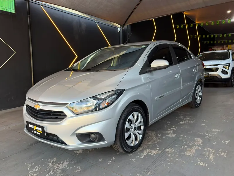 Chevrolet Prisma Prata