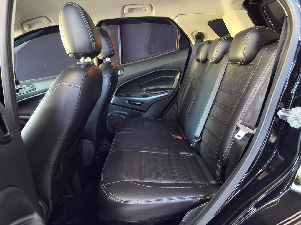 Ford EcoSport Preto