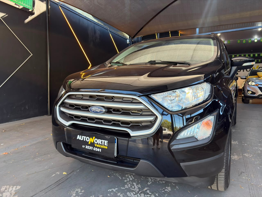 Ford EcoSport Preto