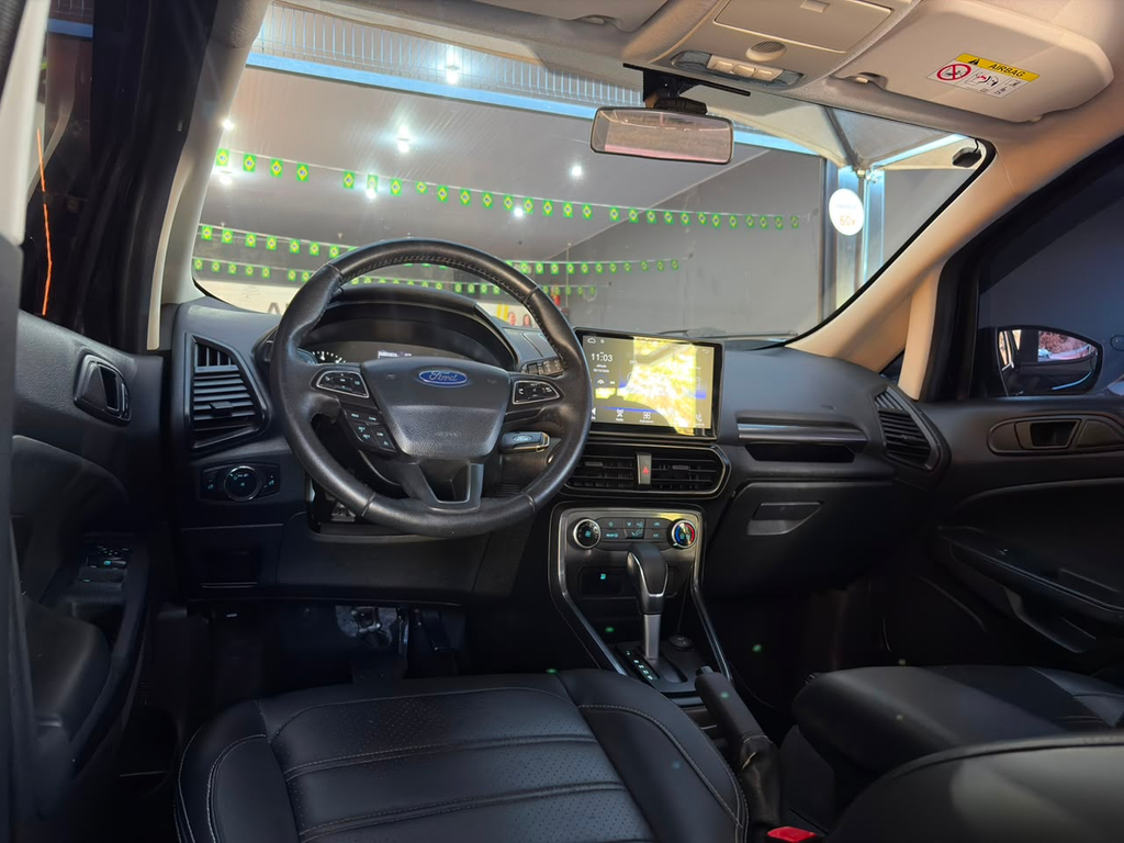 Ford EcoSport Preto
