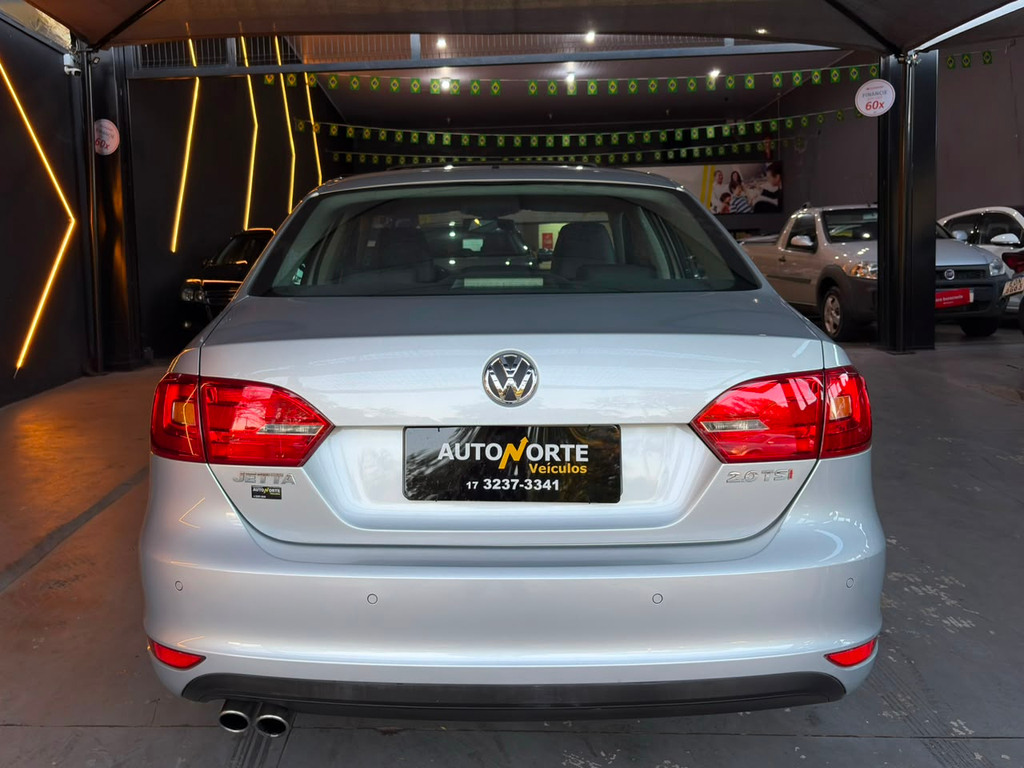 Volkswagen Jetta Prata