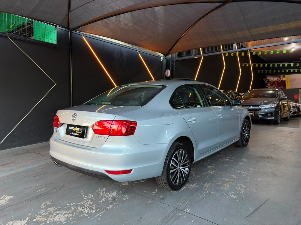 Volkswagen Jetta Prata
