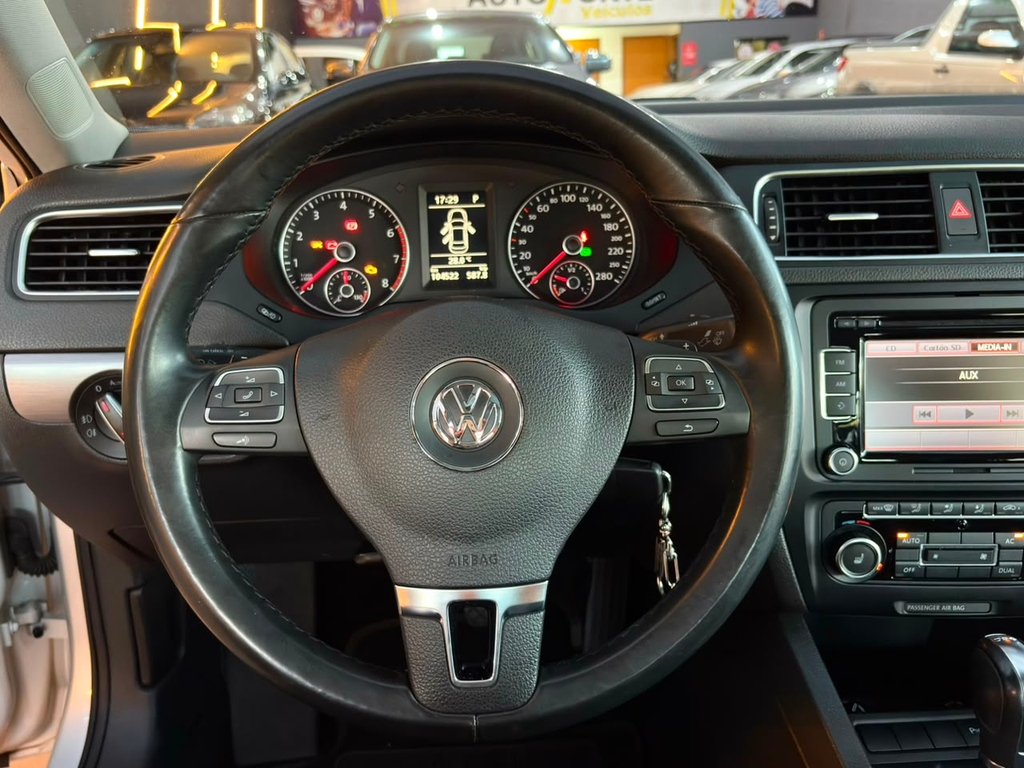 Volkswagen Jetta Prata