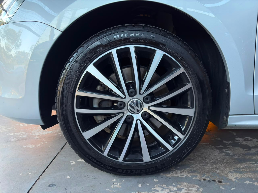 Volkswagen Jetta Prata