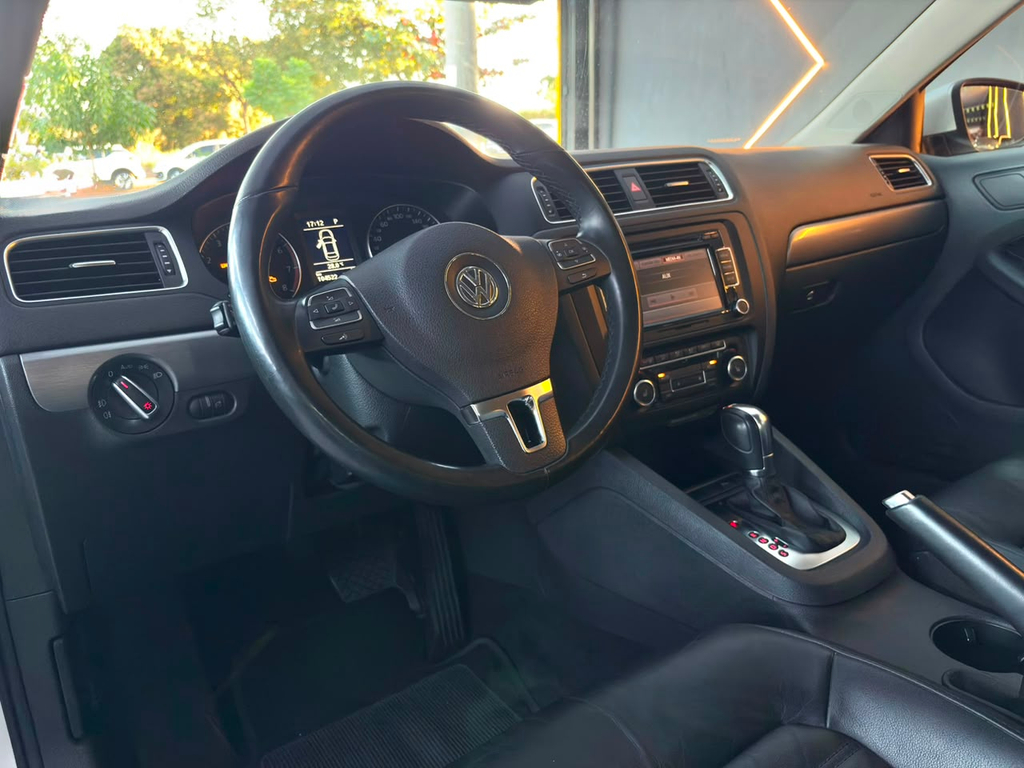 Volkswagen Jetta Prata