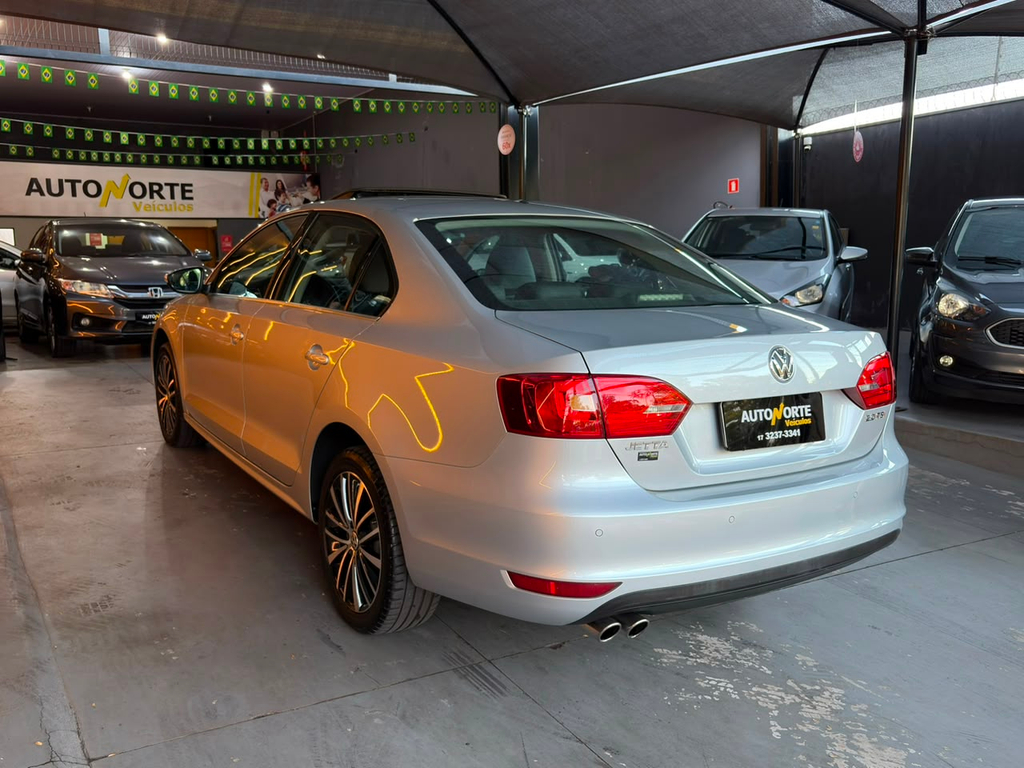 Volkswagen Jetta Prata
