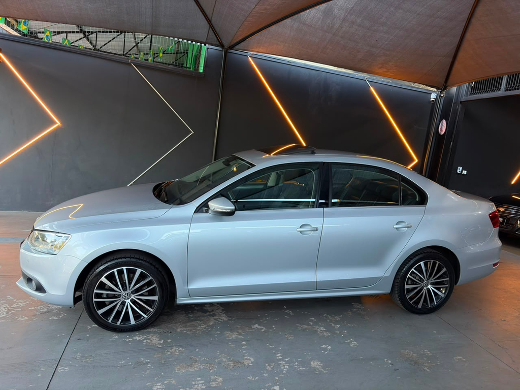 Volkswagen Jetta Prata