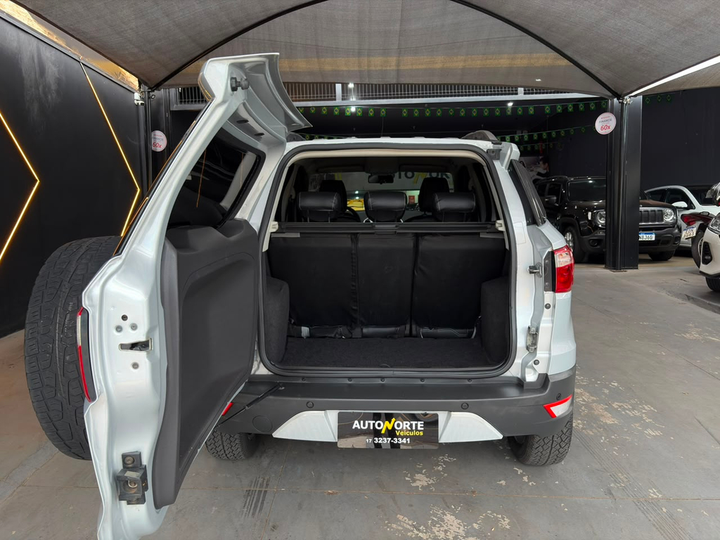 Ford EcoSport Prata