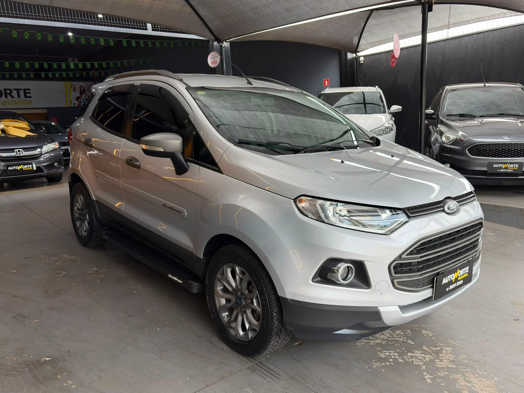 Ford EcoSport Prata