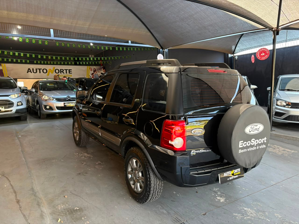Ford EcoSport Preto