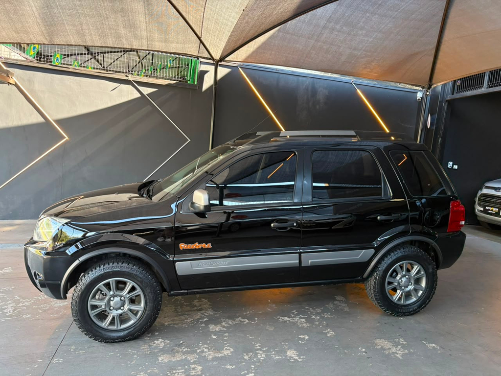 Ford EcoSport Preto
