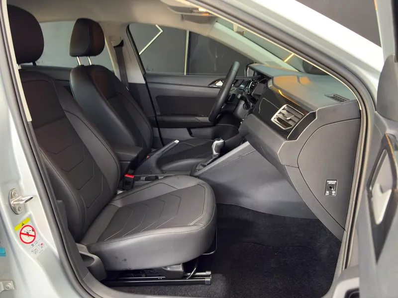 Volkswagen Virtus Prata