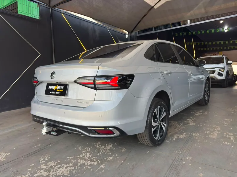 Volkswagen Virtus Prata