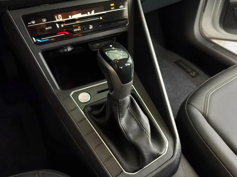 Volkswagen Virtus Prata