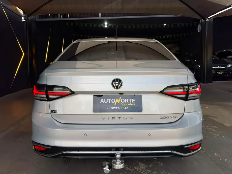Volkswagen Virtus Prata