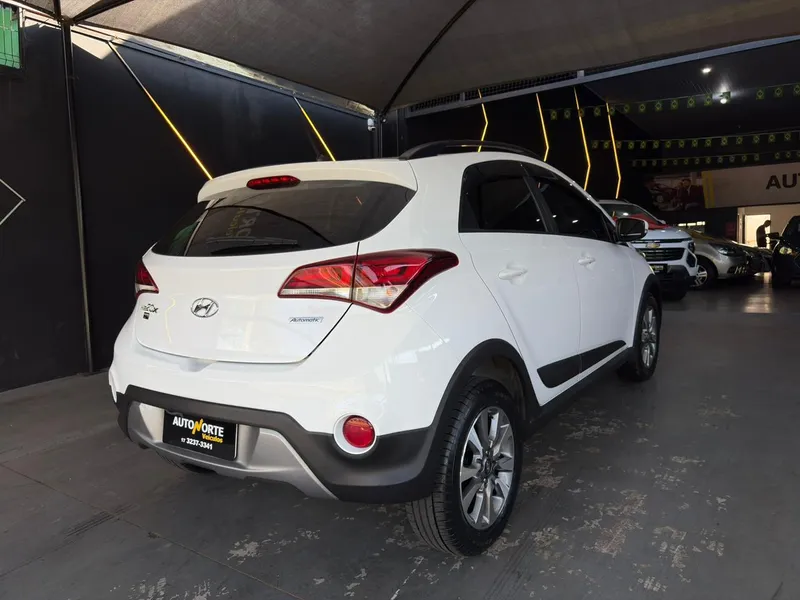 Hyundai HB20X Branco