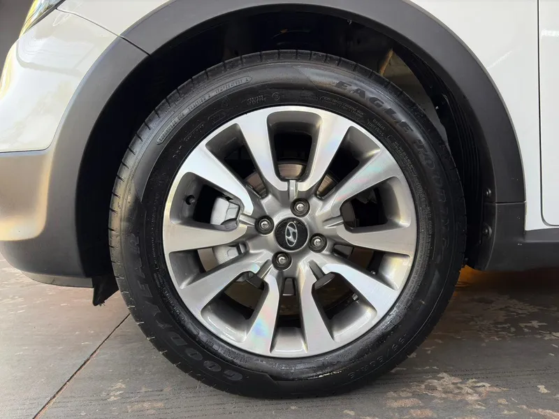 Hyundai HB20X Branco