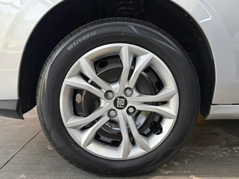 Fiat Argo Prata