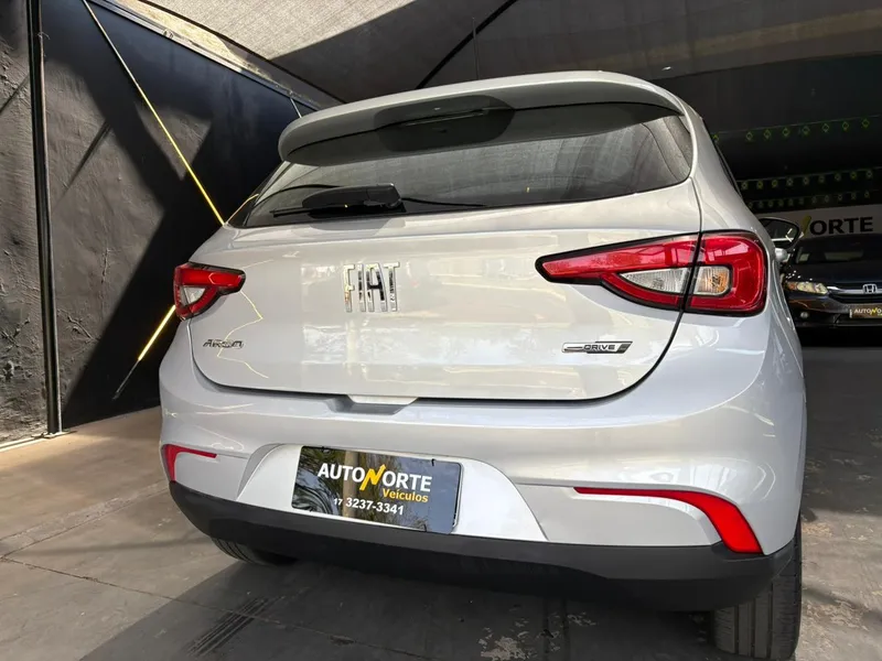 Fiat Argo Prata