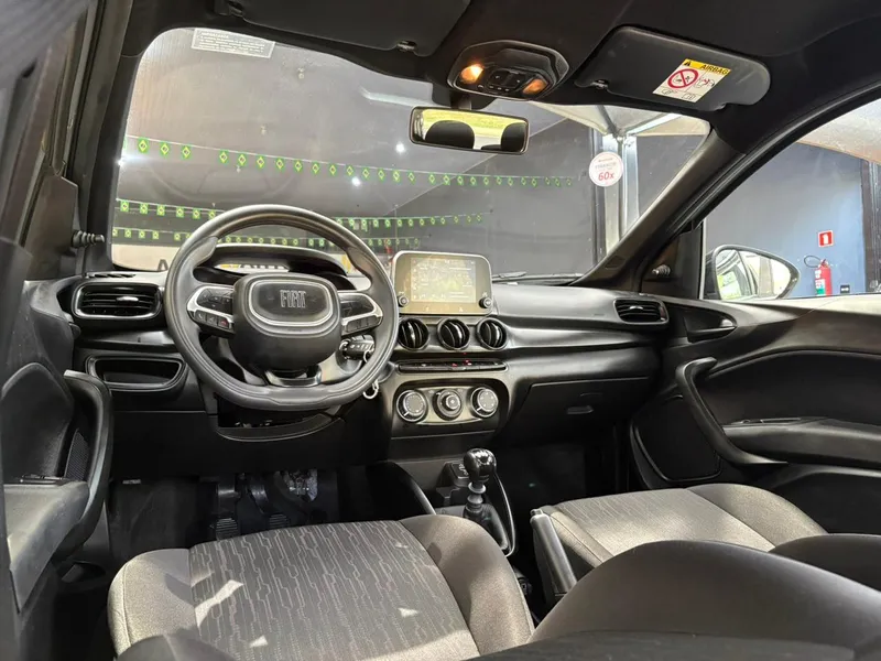 Fiat Argo Prata