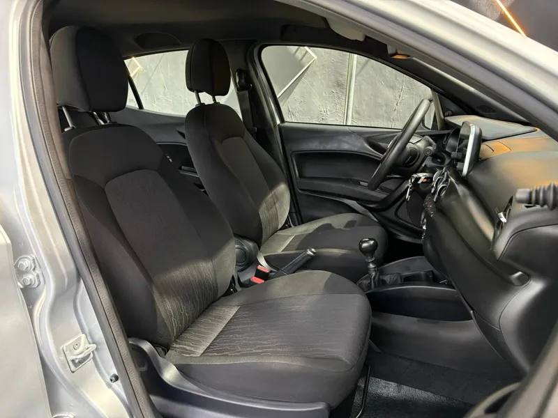 Fiat Argo Prata