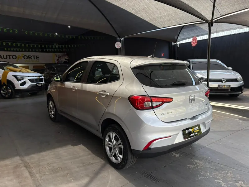 Fiat Argo Prata