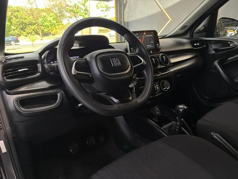 Fiat Argo Cinza