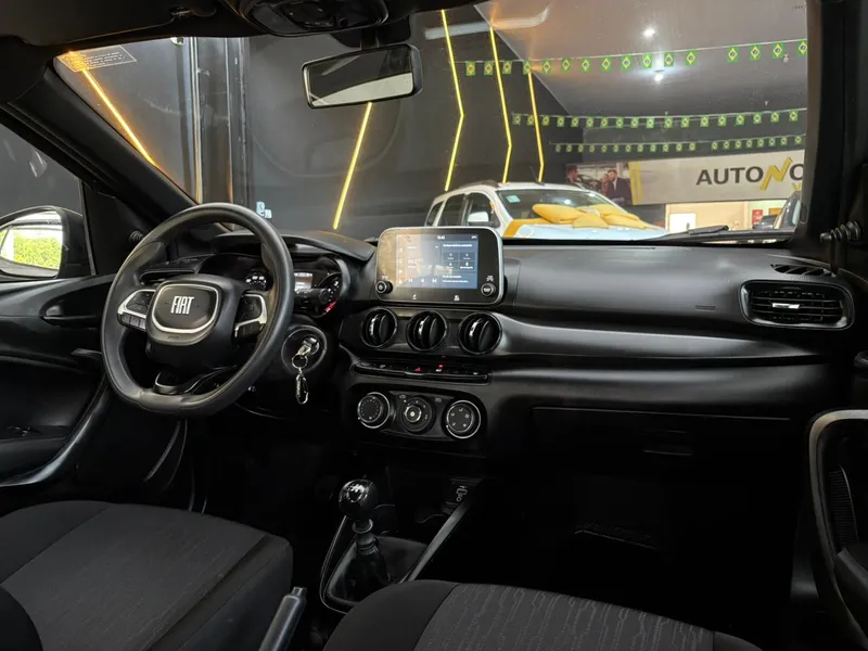 Fiat Argo Cinza
