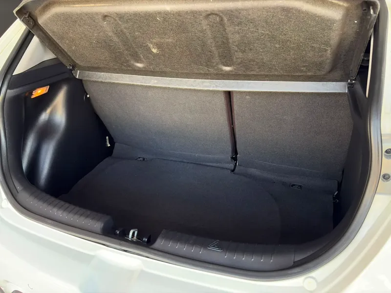 Hyundai HB20X Branco