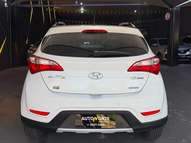 Hyundai HB20X Branco