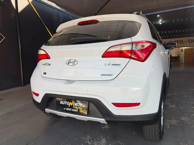 Hyundai HB20X Branco