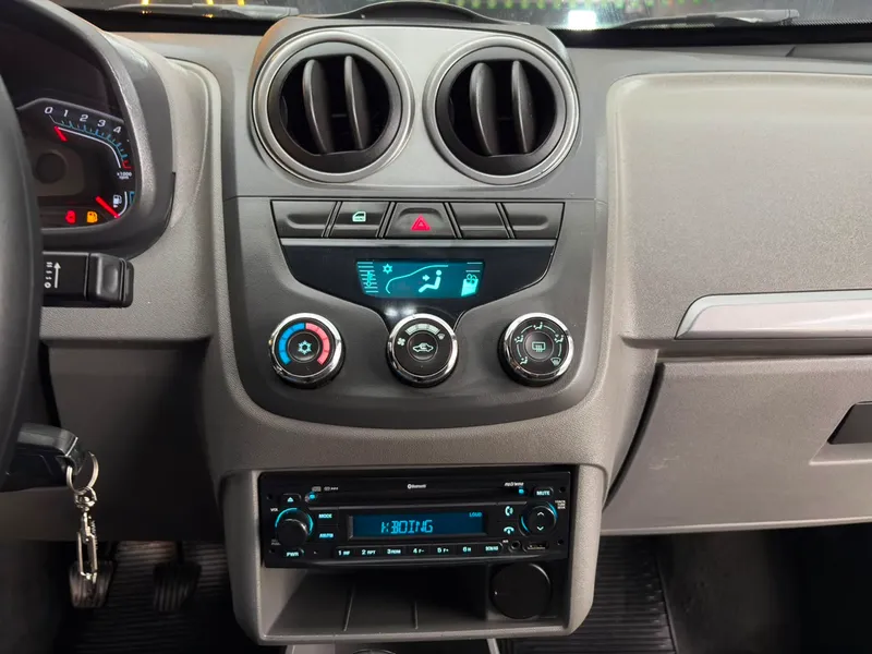Chevrolet Agile Bege