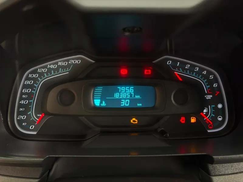 Chevrolet Agile Bege