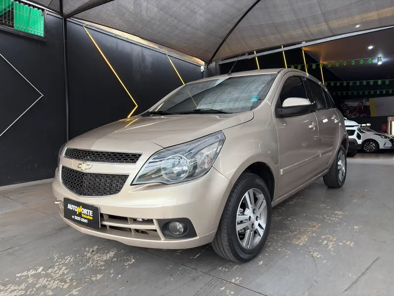 Chevrolet Agile Bege