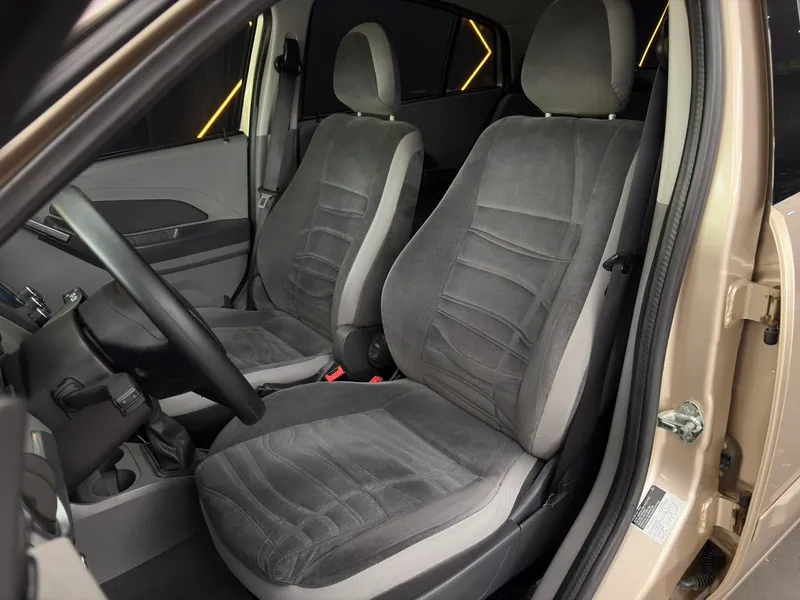 Chevrolet Agile Bege