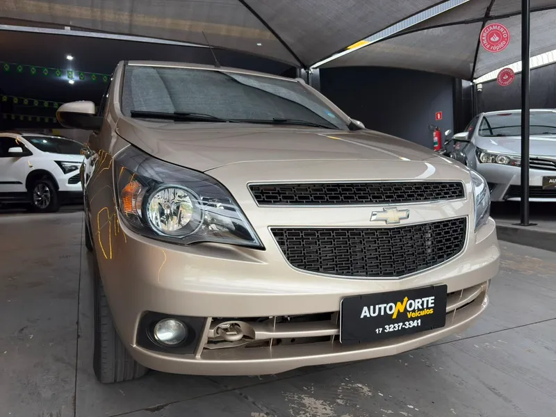 Chevrolet Agile Bege