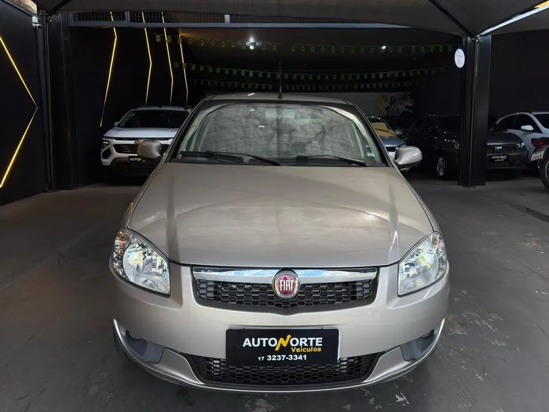 Fiat Siena Bege