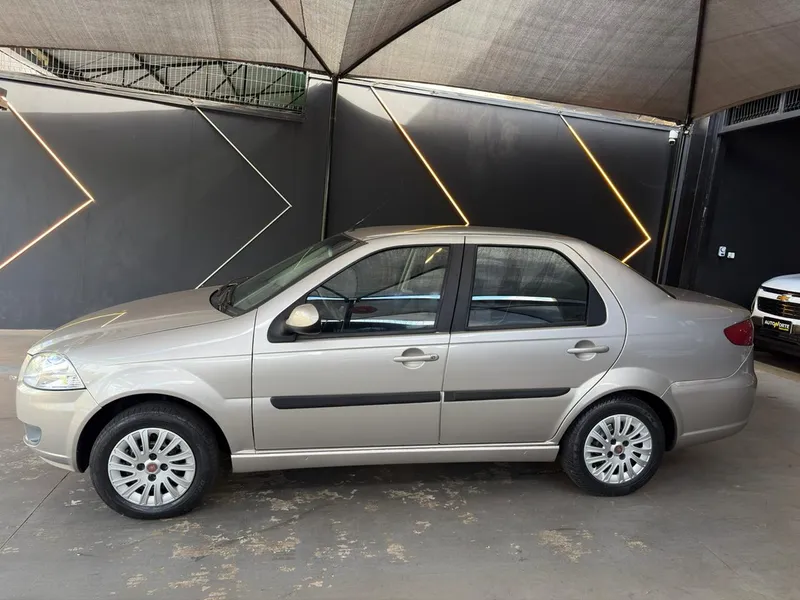 Fiat Siena Bege