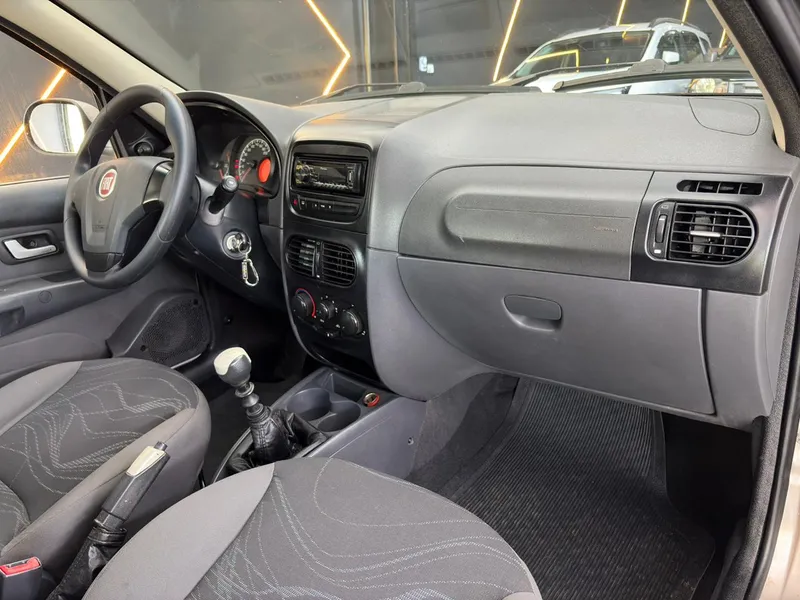 Fiat Siena Bege