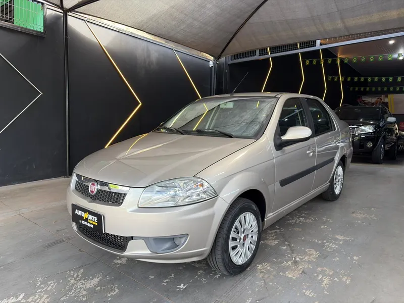 Fiat Siena Bege