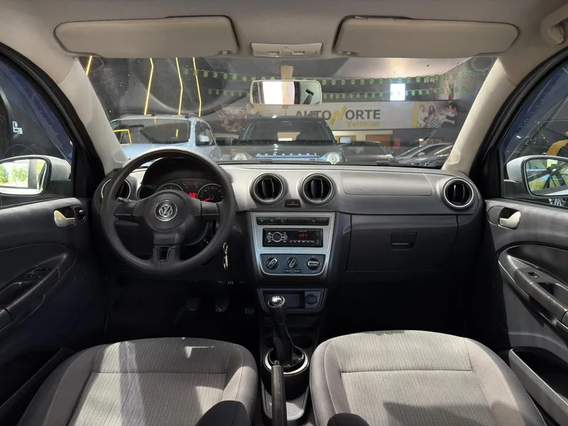 Volkswagen Voyage Prata