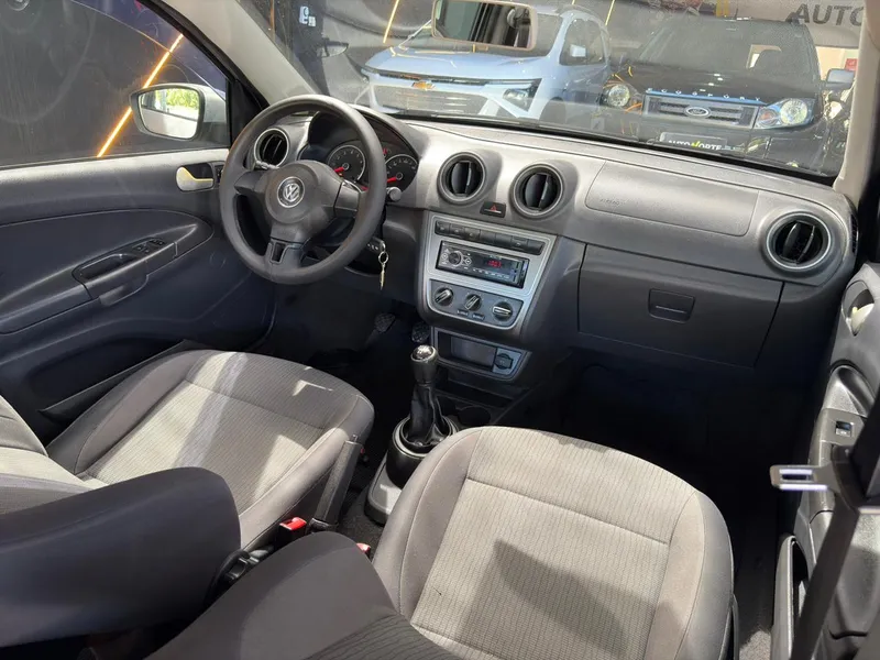 Volkswagen Voyage Prata
