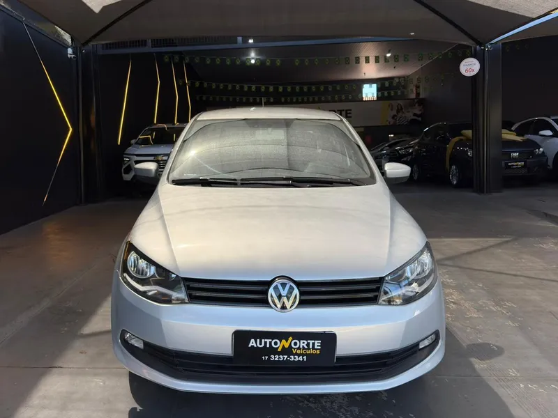 Volkswagen Voyage Prata