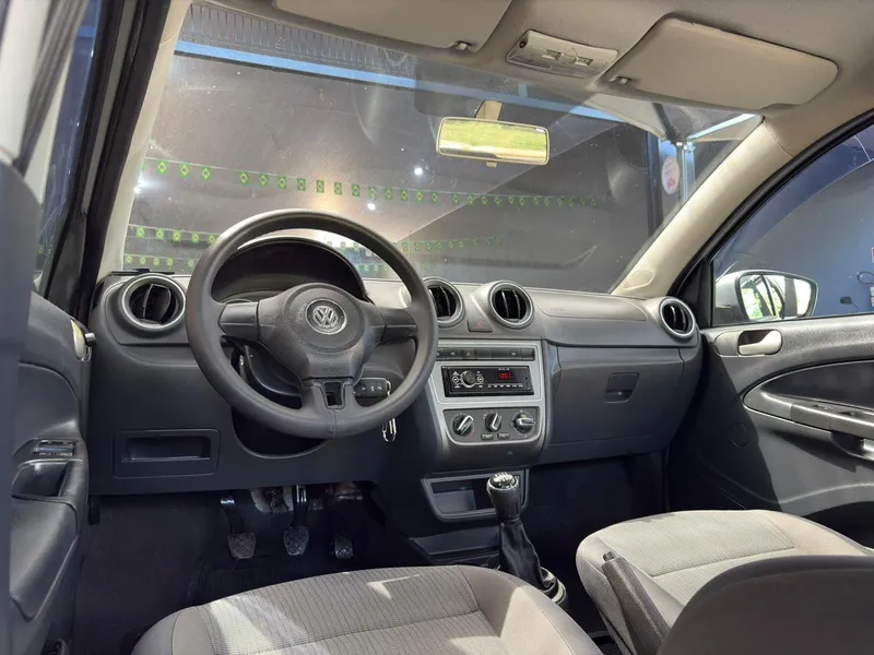 Volkswagen Voyage Prata