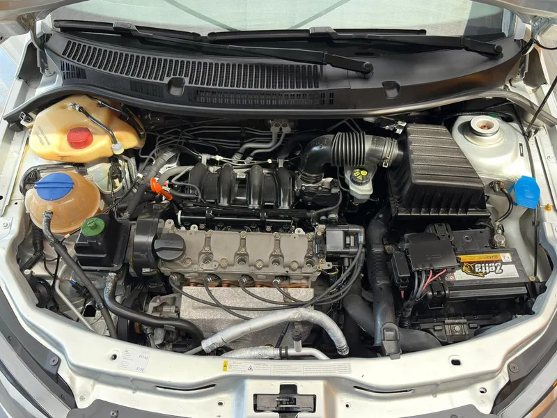 Volkswagen Voyage Prata