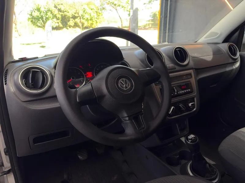 Volkswagen Voyage Prata